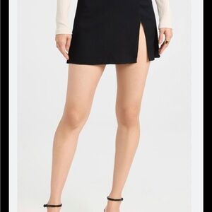 NWT Reformation Margot Skirt Women’s Size 0 Black Mini Skirt